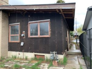 selling a house that needs repairs